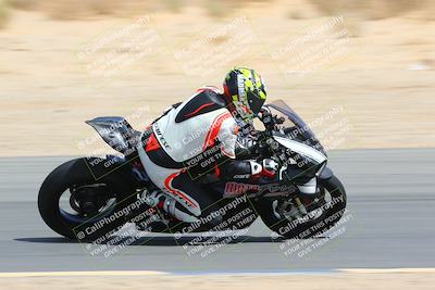 media/Mar-28-2022-Superbike Trackdays (Mon) [[b8603d0f67]]/Advanced Group (1pm-130pm)/Turn 9/